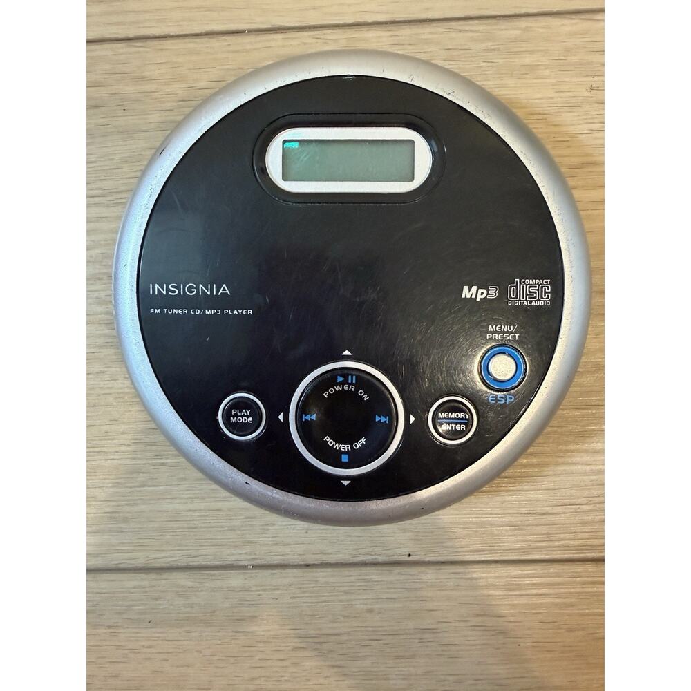 INSIGNIA Portable CD Player MP3 Playback w/ FM Tuner (NS-P5113) Tested Working